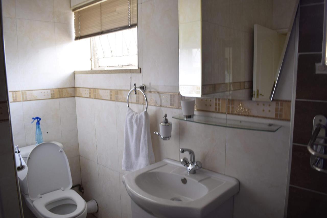 Appartement Lalela House à Johannesbourg Extérieur photo