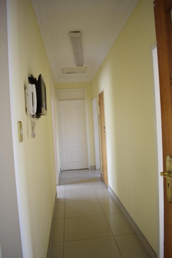 Appartement Lalela House à Johannesbourg Extérieur photo