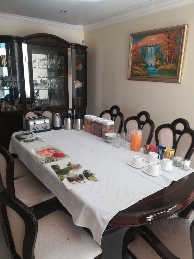 Appartement Lalela House à Johannesbourg Extérieur photo