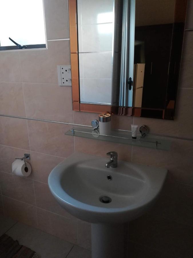 Appartement Lalela House à Johannesbourg Extérieur photo