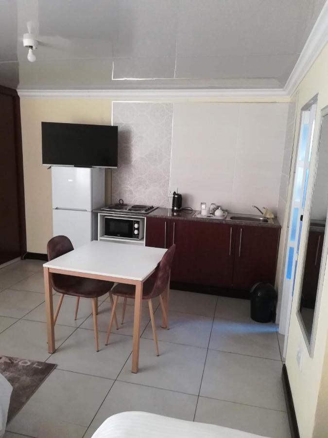 Appartement Lalela House à Johannesbourg Extérieur photo